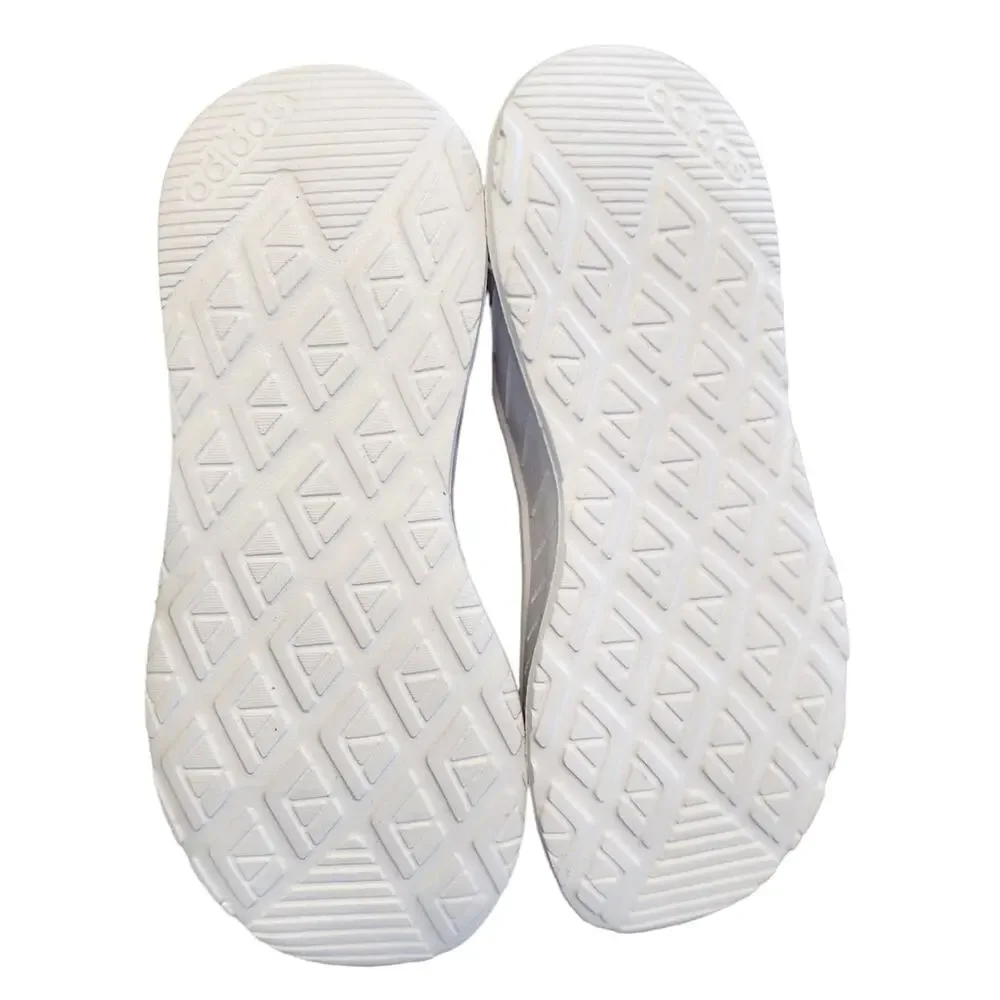 adidas Questar Flow NXT )  5.5 big Kid M